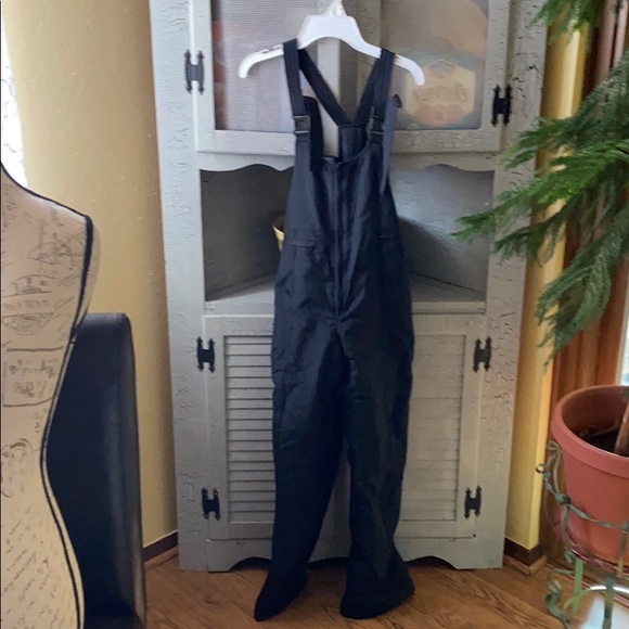 Snow Suit - Picture 2 of 6